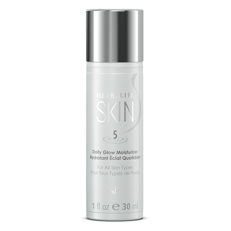 Herbalife SKIN® Daily Glow Moisturizer, NaturalVive, hydrating lotion for all skin types, 30ml bottle providing a radiant glow.