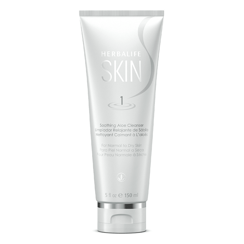 Herbalife SKIN® Soothing Aloe Cleanser for normal to dry skin, part of the NaturalVive skincare range.